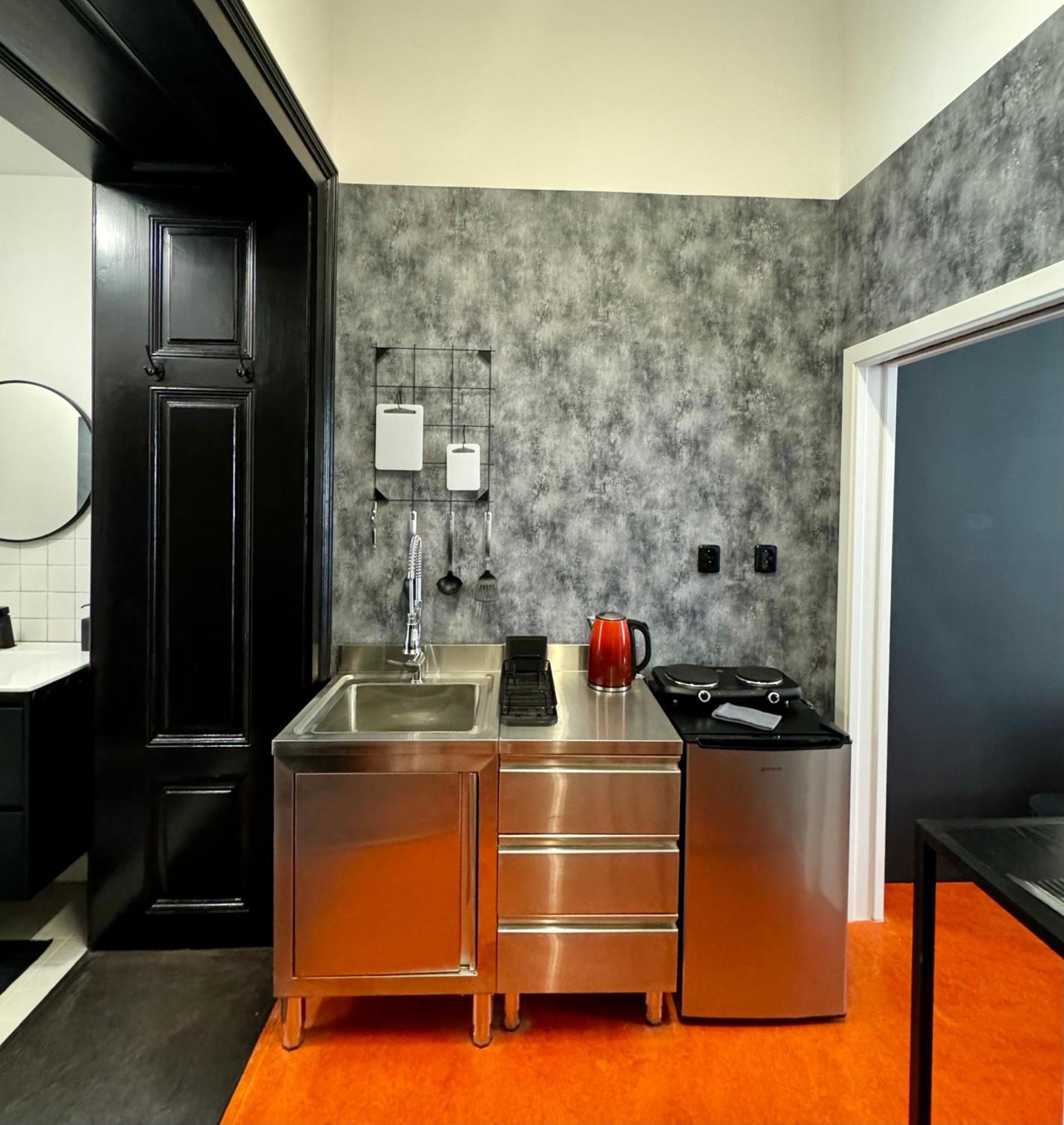 Central Apartments *